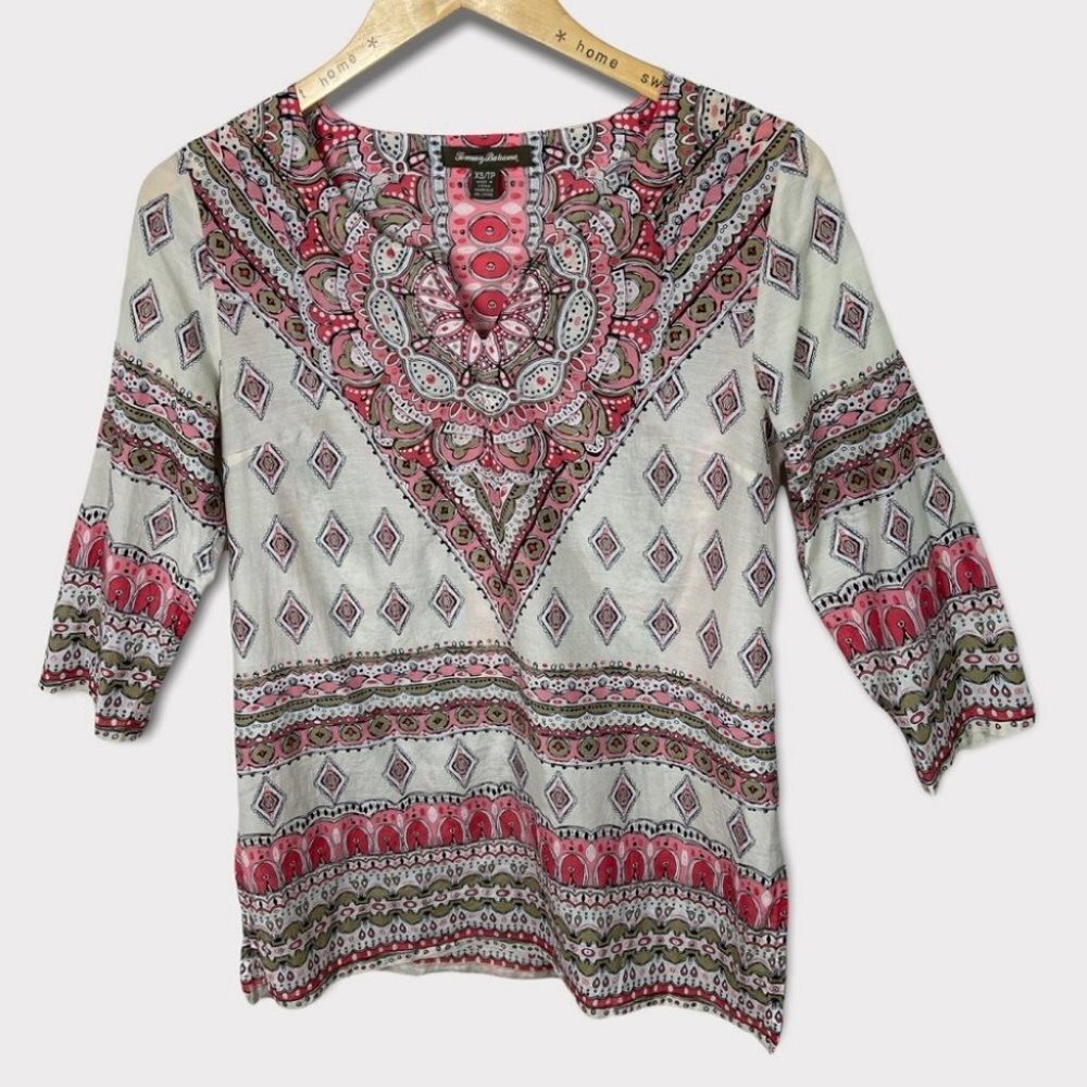 Tommy Bahama Silk Blend Bohemian Hippie Peasant Blouse Size XS Pink Print Boho